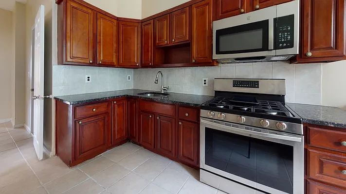 Rented by LandSeair Real Estate Group | media 1