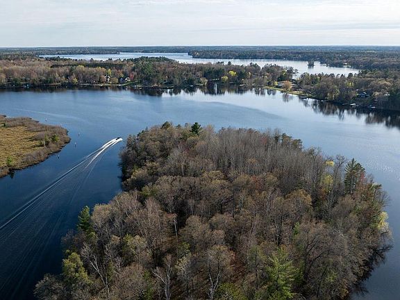 2nd image of Lt0 NOKOMIS ISLAND
