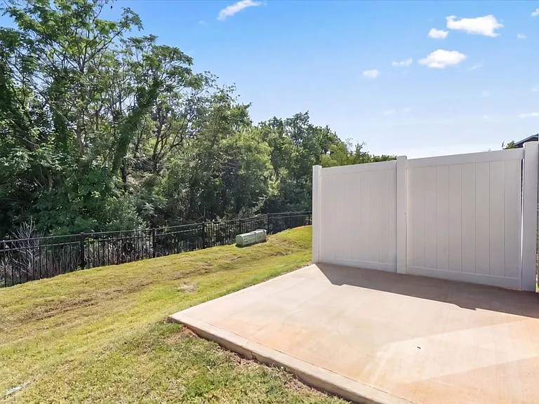 4529 Iron Oak Ln #1 — Photo 35