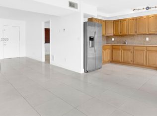 17000 NW 67th Ave APT 133, Hialeah, FL 33015