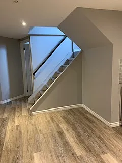 3 Glengarry Road Lower Unit — Photo 4