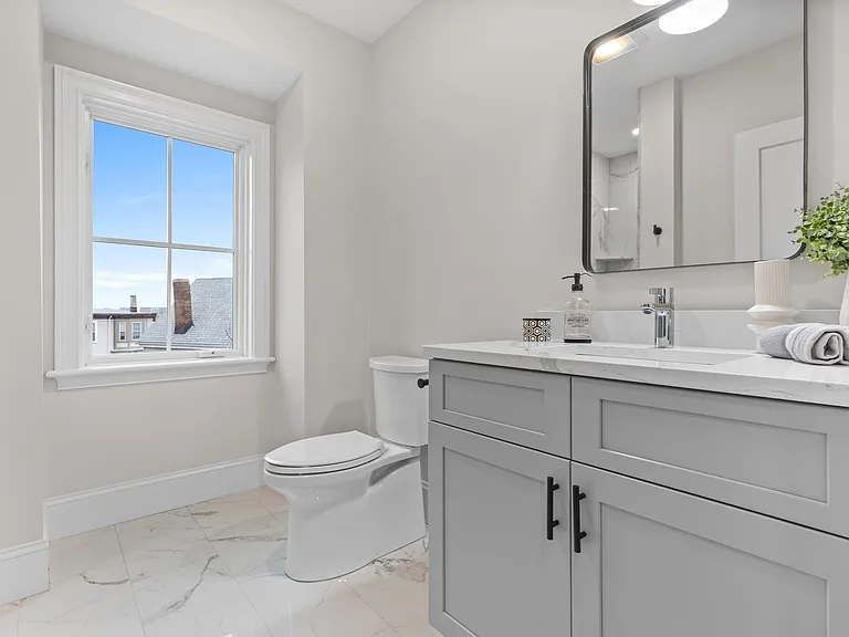 79 White St #2 — Photo 14