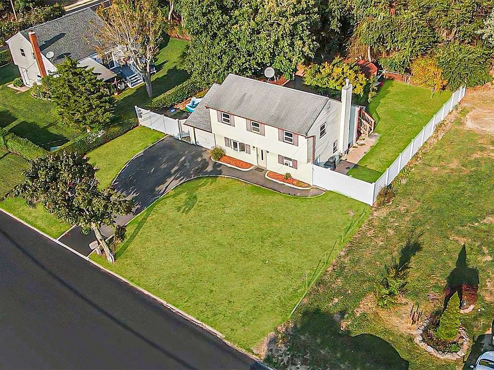 653 Bellport Ave Avenue, Bellport, NY 11713 Zillow