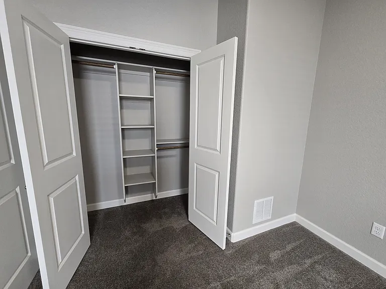 538 Brecken Ct — Photo 9