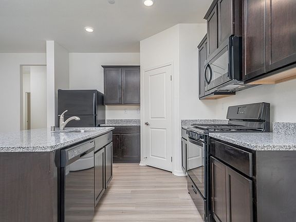 All Whirlpool R appliances included