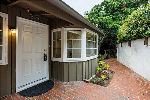 550 Saint Anns Dr Photo 1 550 Saint Anns Dr Photo 1