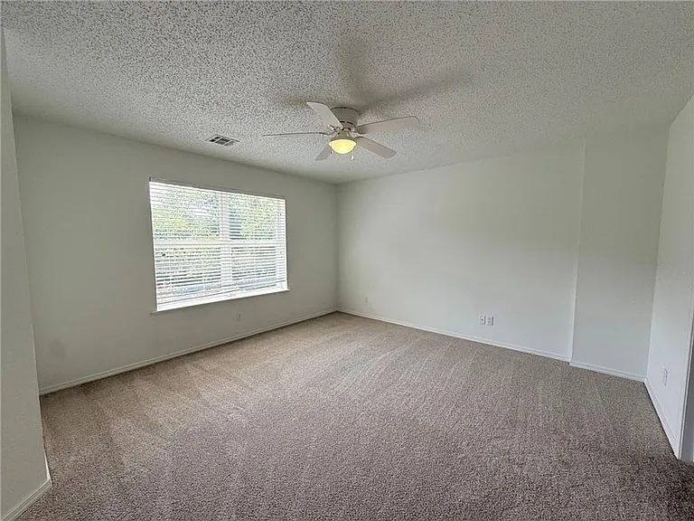 18033 Broadview — Photo 17