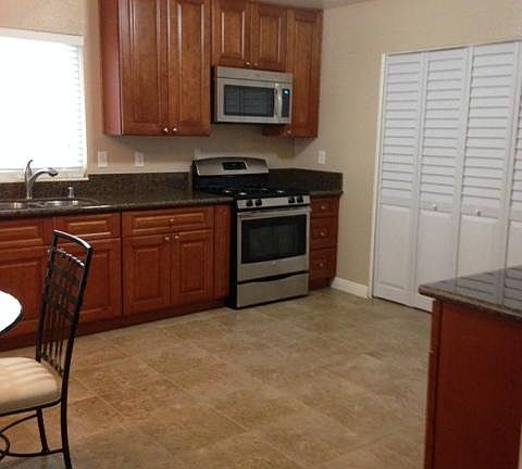 2nd image of 2923 E Brookside Ct