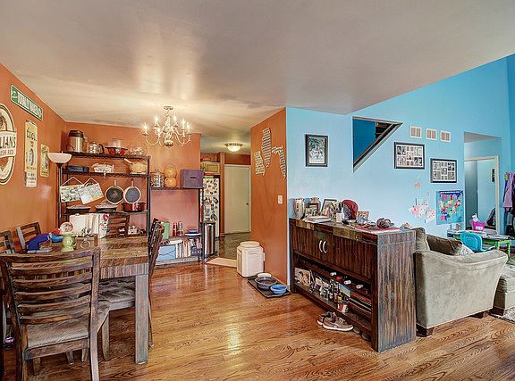 3rd image of 16953 W Serranda Dr