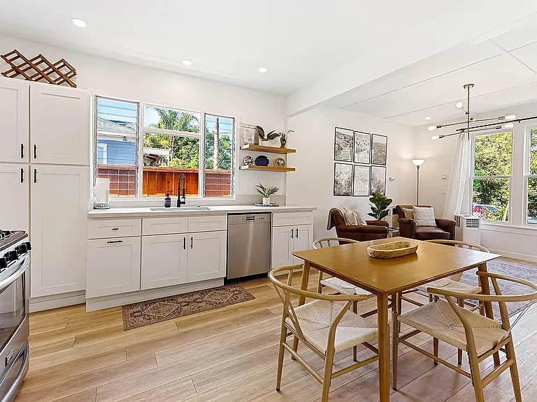 813 Castillo St — Photo 4