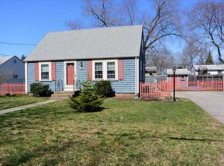 161 Carolyn St, Warwick, RI 02886