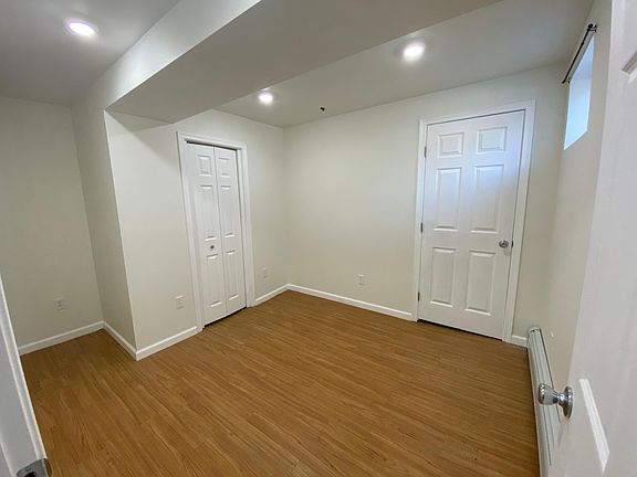 1st bedroom/office space 13'x9'