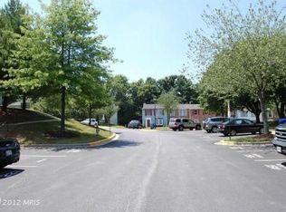 27 1st Ave, Halethorpe, MD 21227