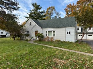 2017 Sandown Rd, Toledo, OH 43615