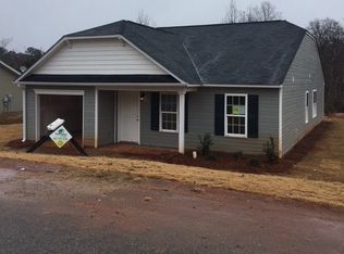 707 Cannonsburg Dr, Duncan, SC 29306