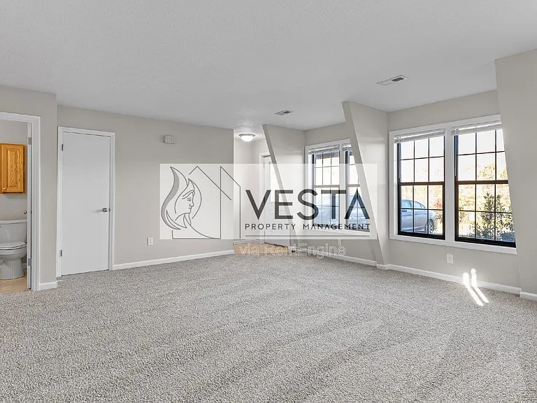 588 Ray Hill Rd #D — Photo 33