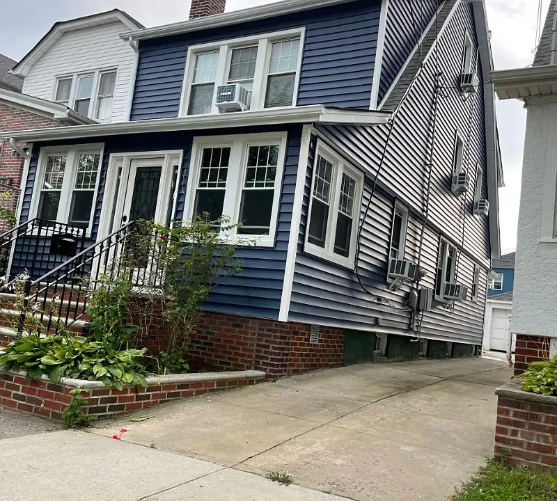1657 Yates Ave