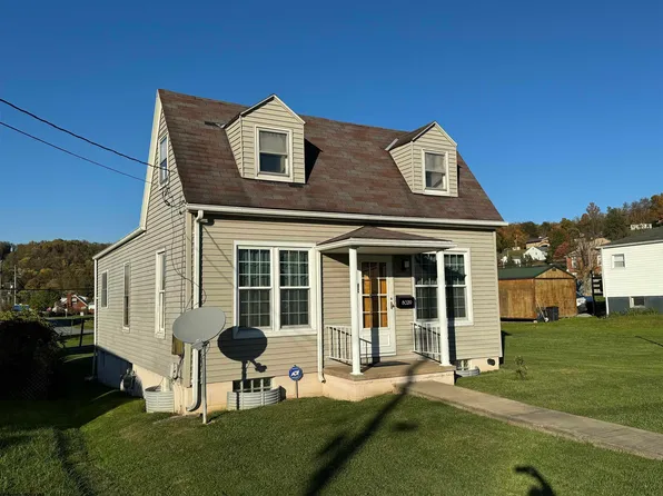 8029 Southern Ave, Stonewood, WV 26301