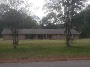 439 Lansing Ln, Longview, TX 75605