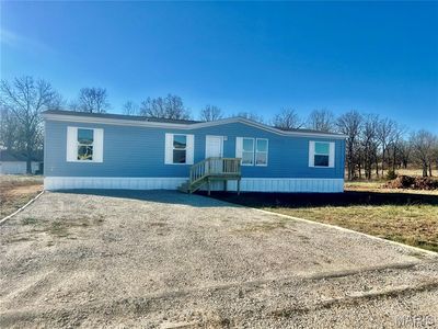19840 Divine Rd, Lebanon, MO, 65536