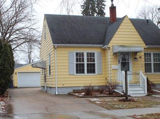 1642 Forest Ave, Waterloo, IA 50702