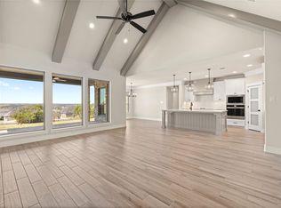 821 Dogwood Rd, Weatherford, TX 76085