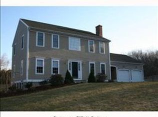 9 Lynette Ct, New Hartford, CT 06057