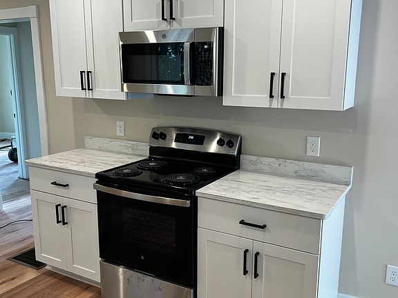 5th image of 23314 Frederick Rd