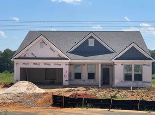 102 Davids Place Dr, Warner Robins, GA 31088