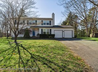 104 Tarnov Ct, Manchester, NJ 08759