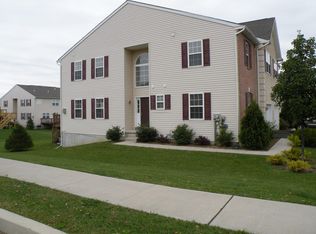 3739 Knight Dr, Macungie, PA 18062