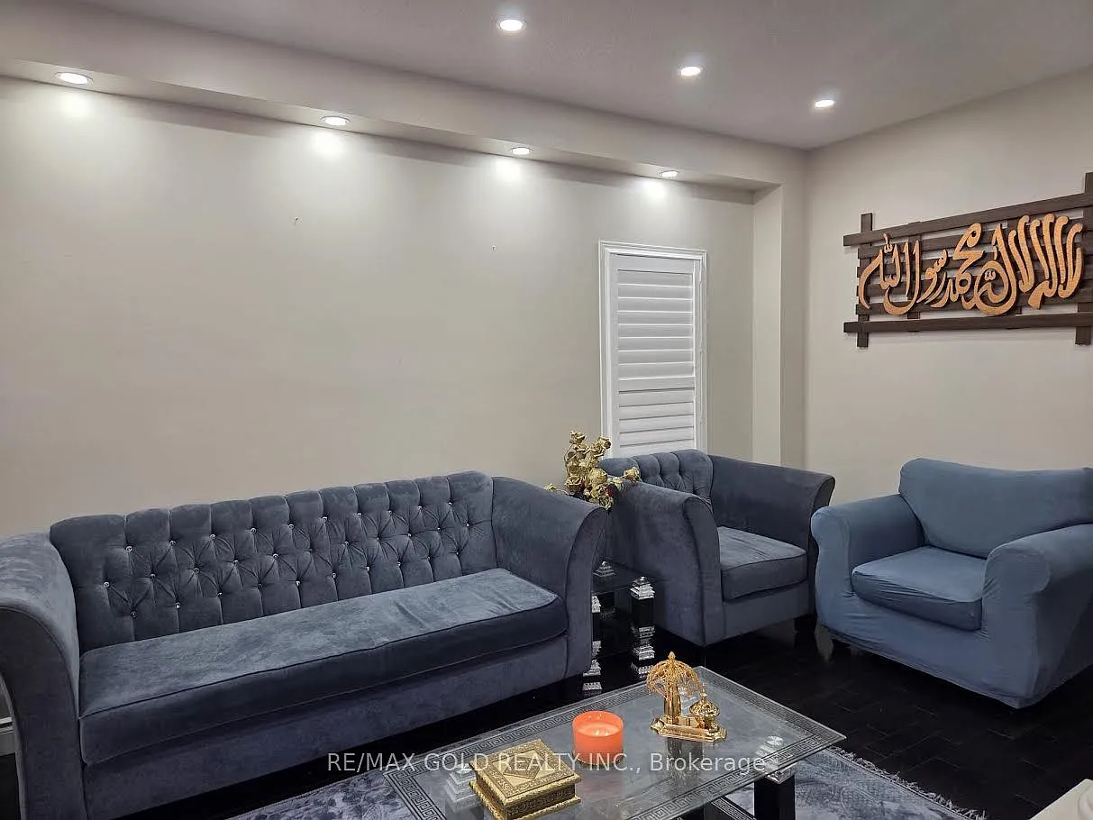 4 bed, $3,299 — Photo 3