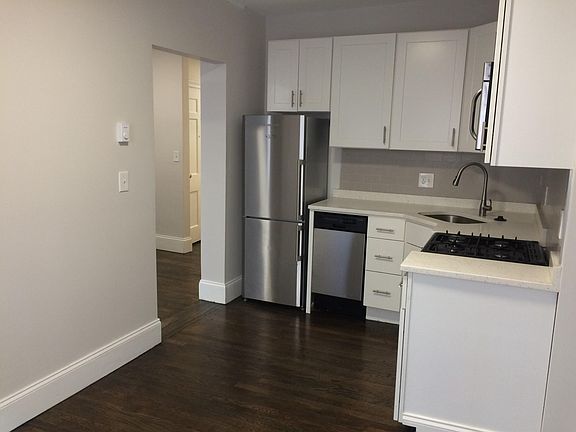 2nd image of 14 Clearway St APT 6