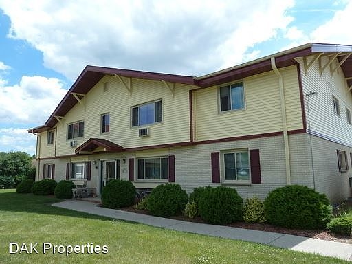 1st image of N113W15513 Francese Dr #8