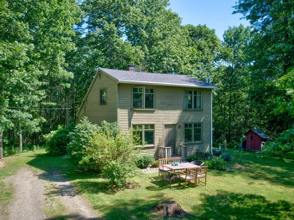 589 Barnestown Road, Hope, ME 04847