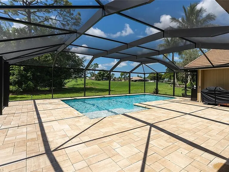 9977 Treasure Cay Ln — Photo 17
