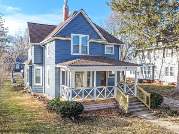 1611 9th St, Harlan, IA 51537