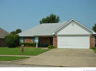 12413 E 80th Ct N, Owasso, OK 74055