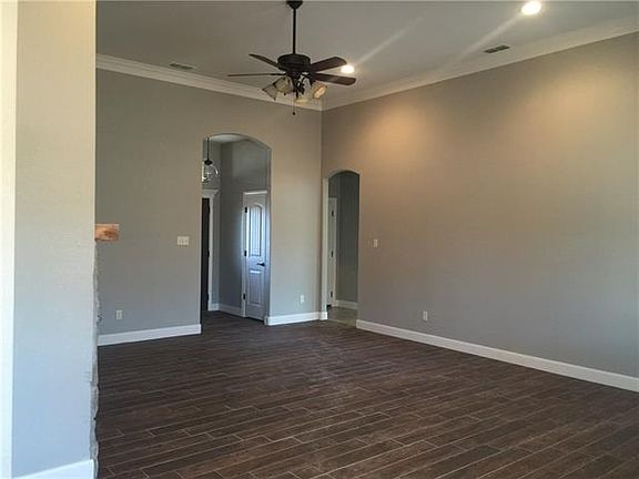 5th image of 358 Mill Creek Dr