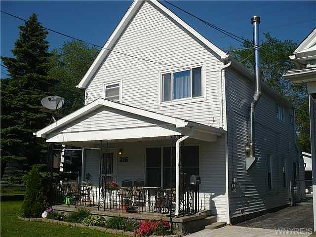1st image of 215 Wagner St