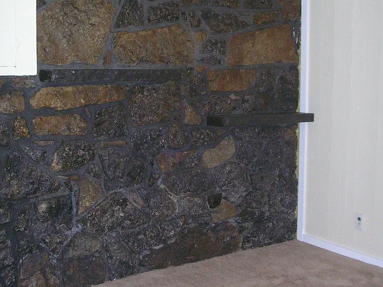 366 Madison Ave #BASEMENT — Photo 6