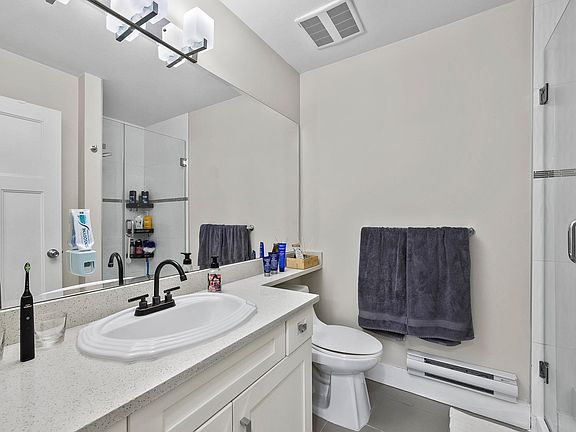 4th image of 5957 152nd St #27