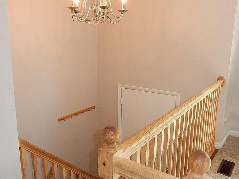 5067 Carter Ct — Photo 2