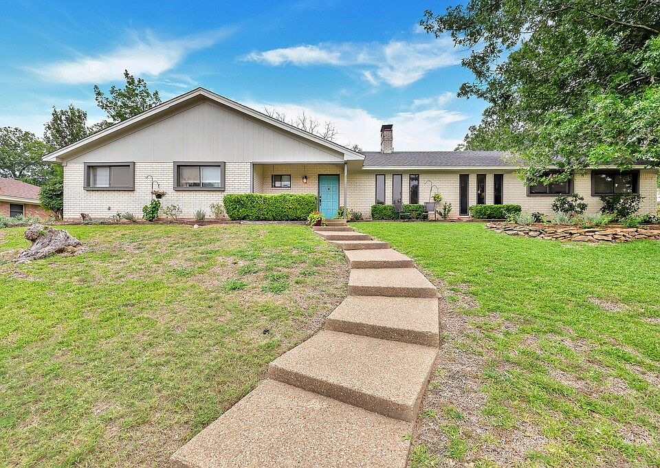 1st image of 8224 Mosswood Dr