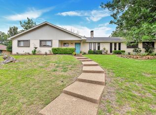 8224 Mosswood Dr, Woodway, TX 76712