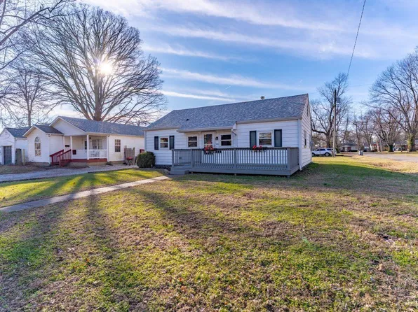 901 Stewart Ave, Evansville, IN 47715