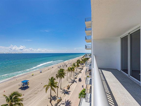 2nd image of 400 N Surf Rd APT 903