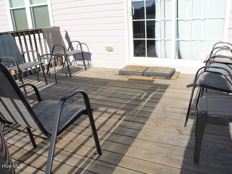 1st image of 212 Sunridge Lane