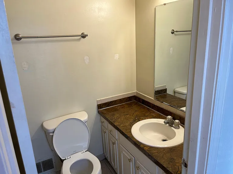 9904 Sprig Way — Photo 7