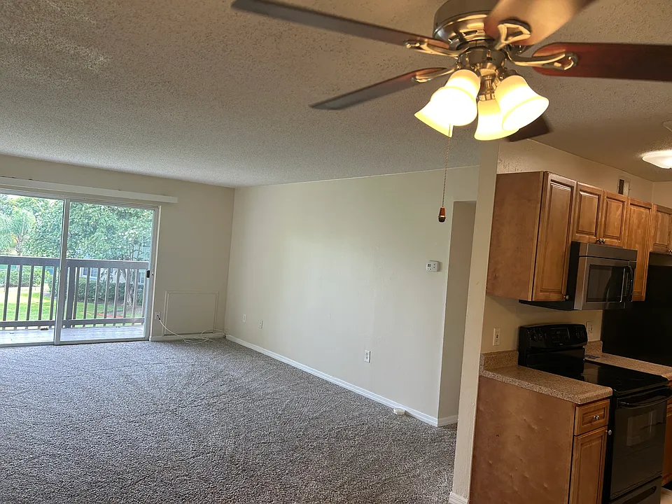 1695 Lee Road E214
